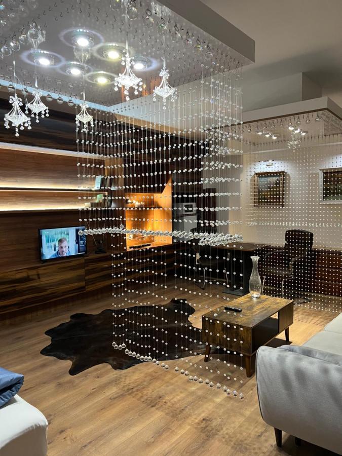Business Box Apartment Bratislava Ngoại thất bức ảnh