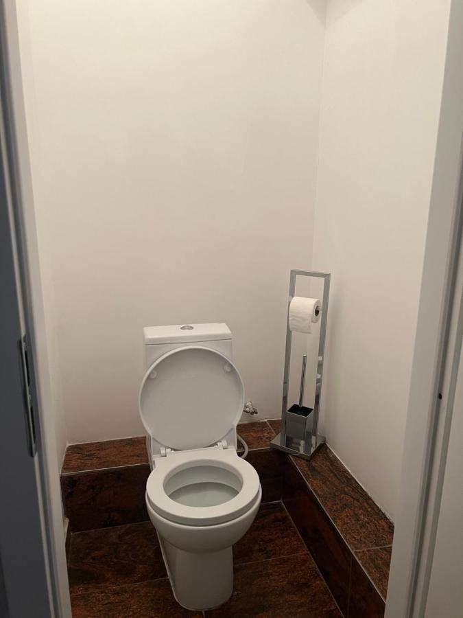 Business Box Apartment Bratislava Ngoại thất bức ảnh